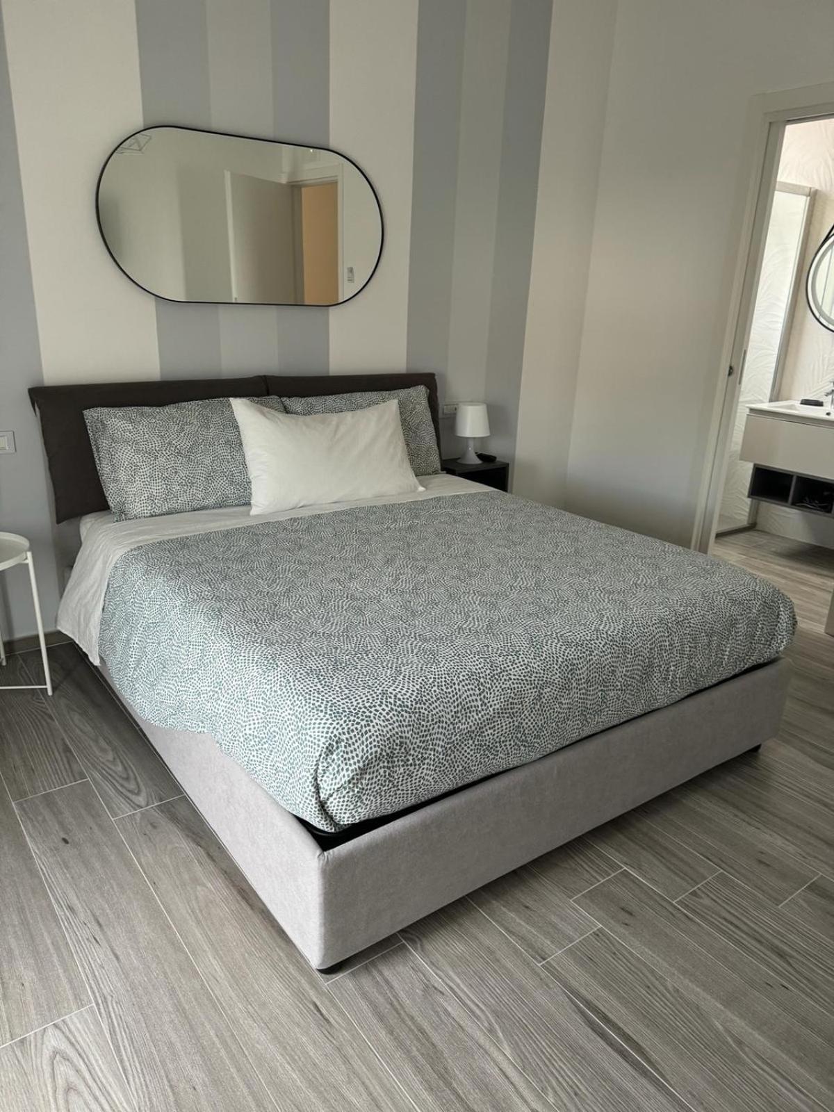 Casa Al Mare Luxury Bed & Breakfast Bari Bagian luar foto